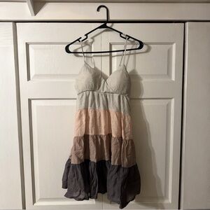 🌿 Papaya Clothing Co. Color-Block Tiered Mini Dress